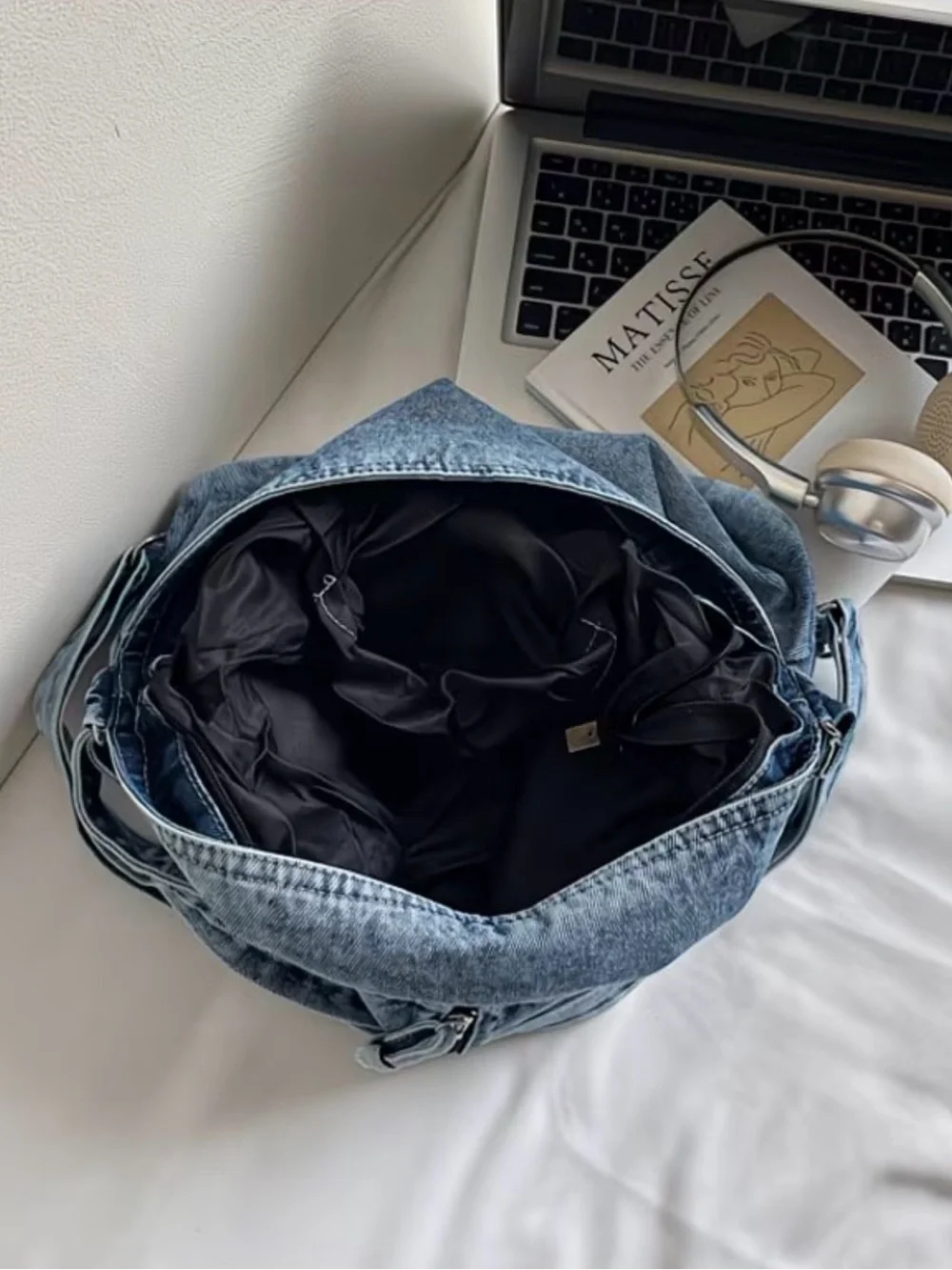 Casual Denim Hobo Bag - Light Blue